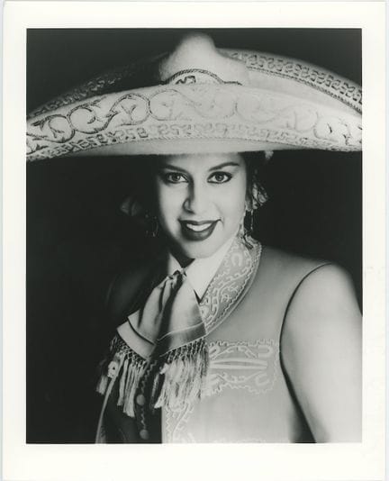 Vintage-Studio-Werbefoto der Ranchera-Mariachi-Sän