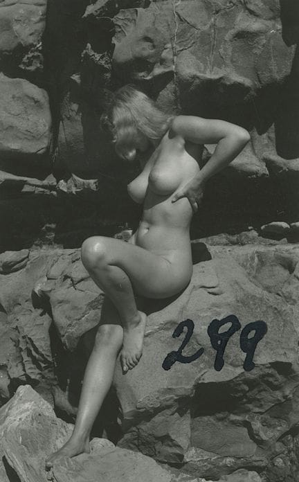 ANDRE DE DIENES Vintage Photo 1950s-1960s Nude Stu