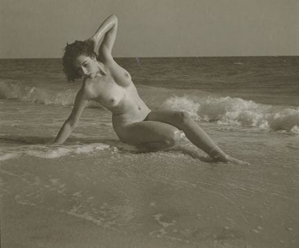 ANDRE DE DIENES Vintage Photo 1950s-1960s Nude Stu