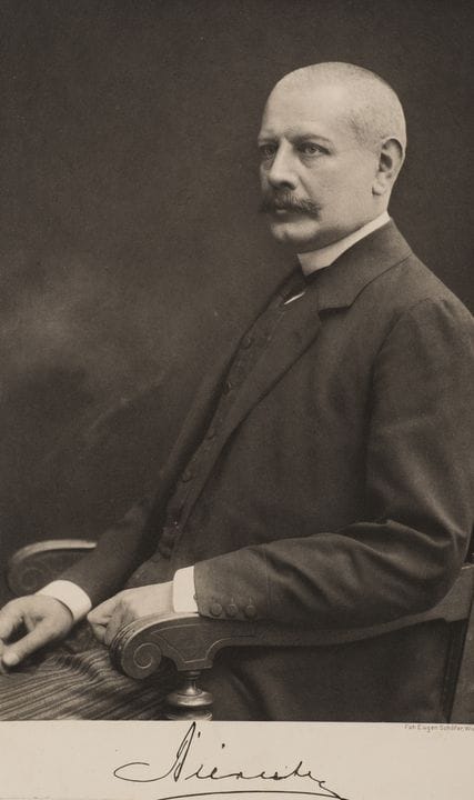 E. SCHÖFER (20°), Ritratto di uomo, Fotoincisione
