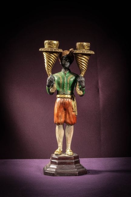 [EXOTICA]
Pequeño candelabro de mesa de metal, pol