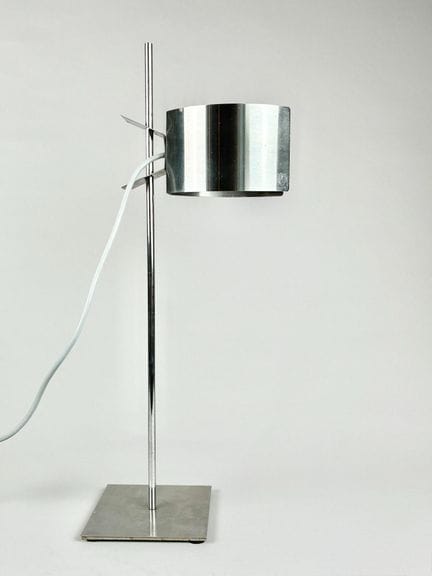 Schreibtischlampe aus Aluminium, der modulierbare 