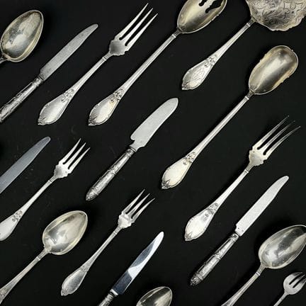 PAGÉ兄弟（1901年至1905年间活跃）
一套950千分之950纯银餐具，饰有文艺复兴风格的镂空