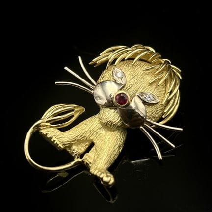 Pendentif en forme de lion en or jaune et gris 750