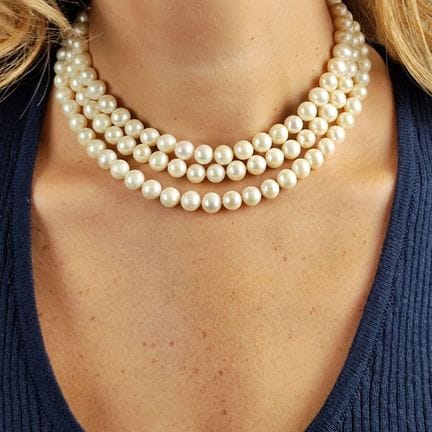 Collier de perles de culture trois rangs, le fermo