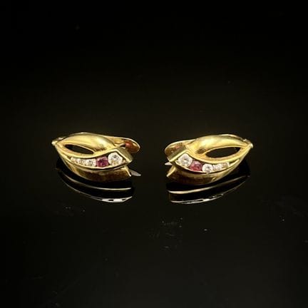 Paire de boucles d'oreilles en or jaune 750 milliè