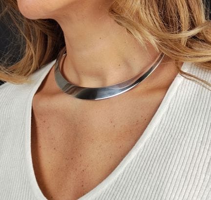 Collier torque en argent 800 millièmes
Travail fra