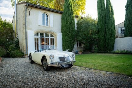 1956 – MGA 1500 Roadster 

French registration cer