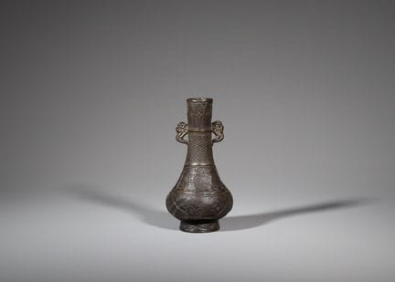 Vase à anses en bronze de style archaïque, dynasti