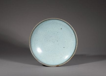 Plat à glaçure bleue « Jun », dynastie Jin : ce pl