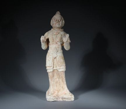 Grande figurine de gardien en poterie peinte, dyna