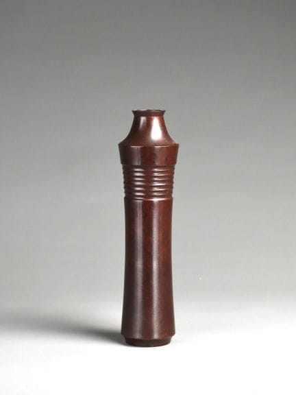Vase japonais en bronze réalisé par Tsuda Eiju (19