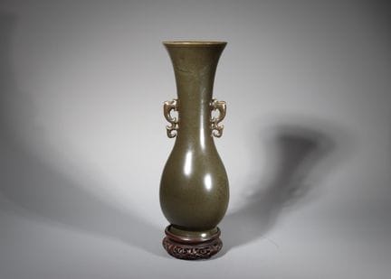 Vase « poudre de thé », XVIIIe siècle : corps fine