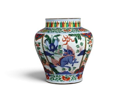 Jarre « Wucai » à motifs d’animaux fabuleux, de la