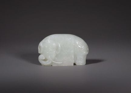 Un éléphant en jade blanc, XVIIIe/XIXe siècle : ce
