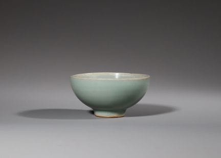 Tasse en céladon de Longquan, dynastie Song : cett