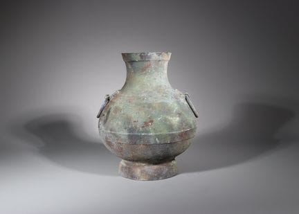 Récipient rituel à vin archaïque en bronze (Hu), d