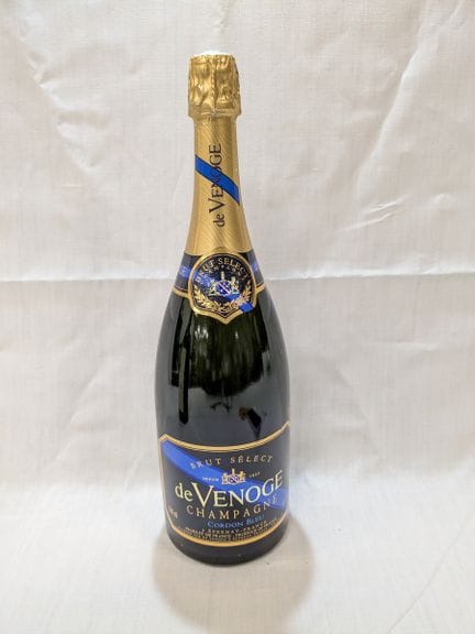 Magnum de champagne De Venoge, Cordon bleu.