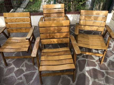 Set di quattro sedie da giardino pieghevoli in leg