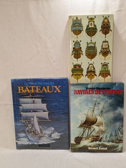 Lote de tres libros sobre el tema de la Marina: «H