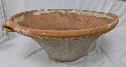 Importante vaso in terracotta parzialmente smaltat