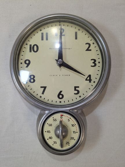 BERGT EK DESIGN. Orologio in metallo e resina con 