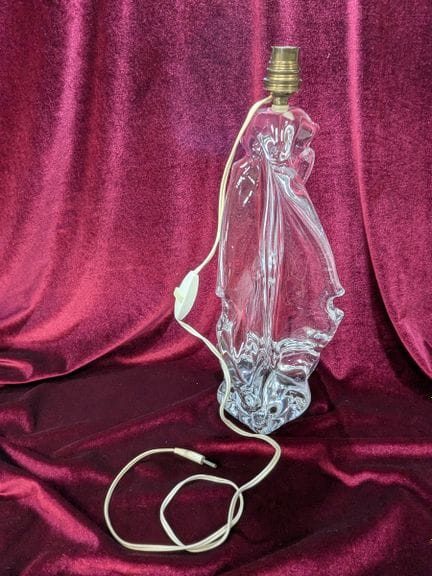Lampenfuß aus Kristall. Höhe: 40 cm (sehr leichte 
