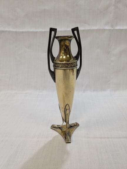 WMF. Kleine, amphorenförmige Einzelblumenvase aus 
