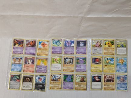 Set mit 54 POKEMON-Karten, aus den Jahren 2007–201