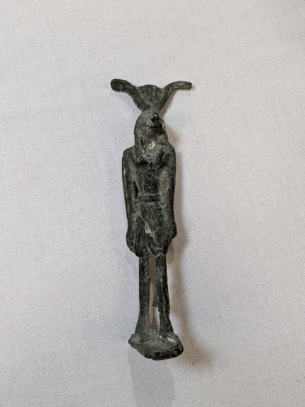 Ägyptische Bronzestatuette, die THOT darstellt. Hö