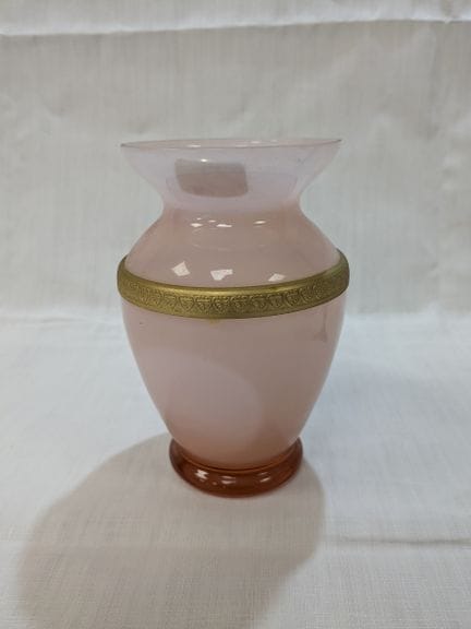Piccolo vaso a forma di balaustra in opalina tinta