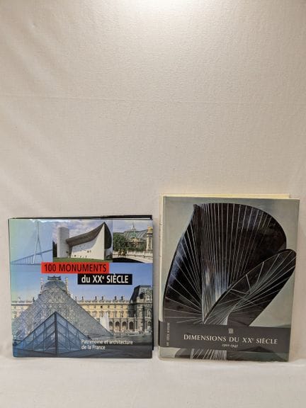 Lote de dos libros sobre la arquitectura del siglo
