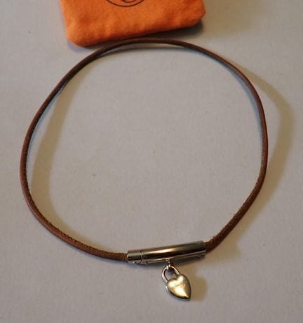 Hermès - Parigi: collana a girocollo in pelle marr