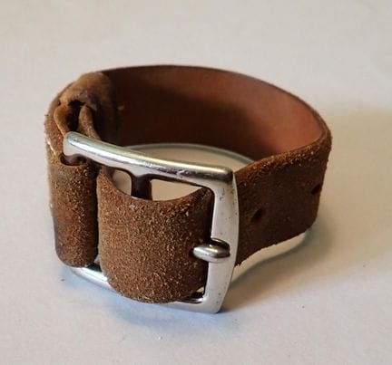 Hermès - Parigi: ampio bracciale in pelle con chiu