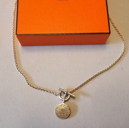 Hermès - Parigi: collana in argento "Clou de selle