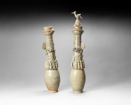 Pair of pear-shaped funerary urns made of stonewar