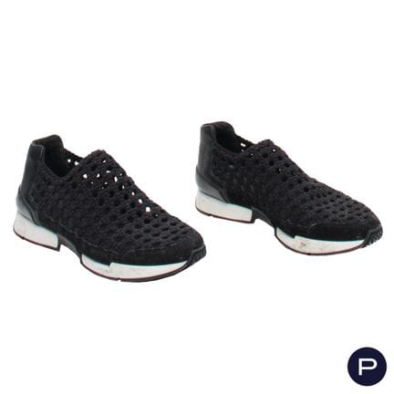 HERMÈS - PAIRE DE BASKETS
NOIR
MOTIF UNI
BOÎTE(S) 