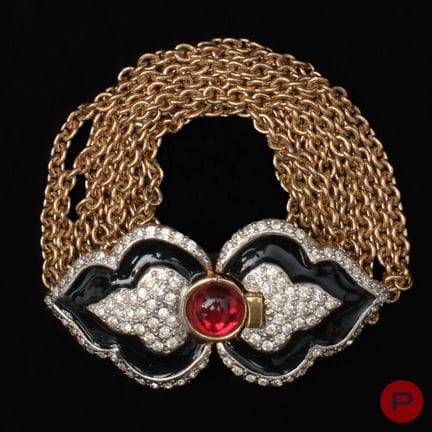 VALENTINO - CIRCA 1980 - BRACCIALE
METALLO DORATO,
