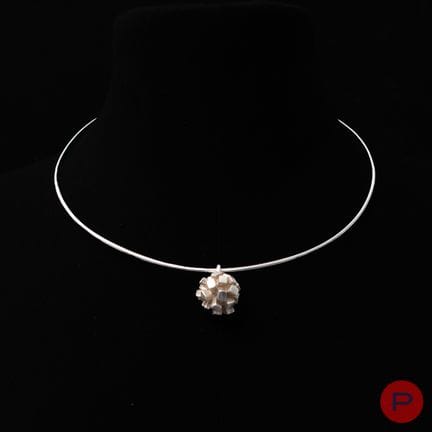 CHRISTA RENIERS- COLLIER TORQUE
ARGENT (925/1000)
