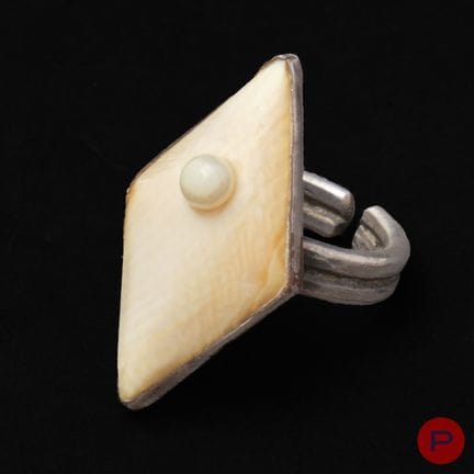 JACQUES GAUTIER - CIRCA 1985- BAGUE
MÉTAL ARGENTÉ,