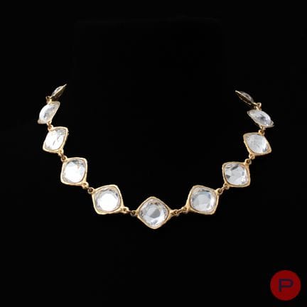 NELLO STILE DI CHANEL - COLLANA
METALLO DORATO, ST