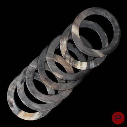 ANONIMO - BRACCIALETTI
BAKELITE
BRACCIALETTI SETTI