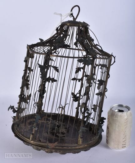 Ein französisch-chinesischer Vogelkäfig aus vergol