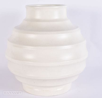 JARRÓN ART DÉCO DE KEITH MURRAY, DE WEDGWOOD, CON 