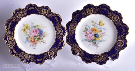 Beau service de deux assiettes « Royal Crown Derby