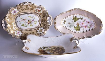 Feine, ovale, geformte Schale von Spode mit zwei H