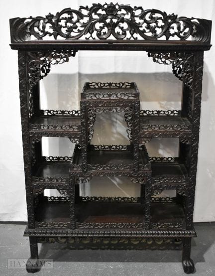 Vitrine chinoise sculptée « Hongmu » du XIXe siècl