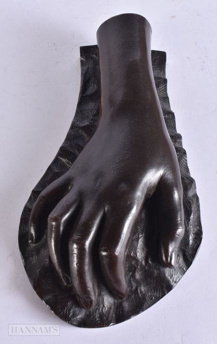 UN MAGNÍFICO Y ESCASO ESTUDIO EN BRONCE DE UNA MAN
