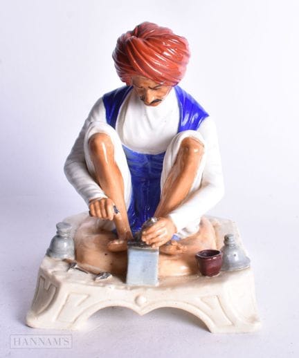 Figur von Koren Sinch-Toolmaker aus der Royal Worc