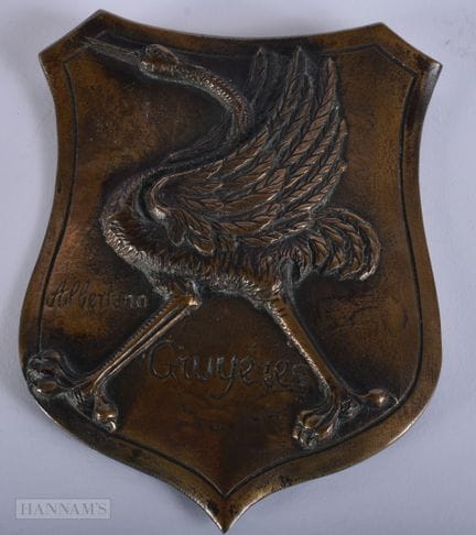 EINE ANTIKE SCHWEIZER BRONZE-PLAKETTE VON ALBERTAN